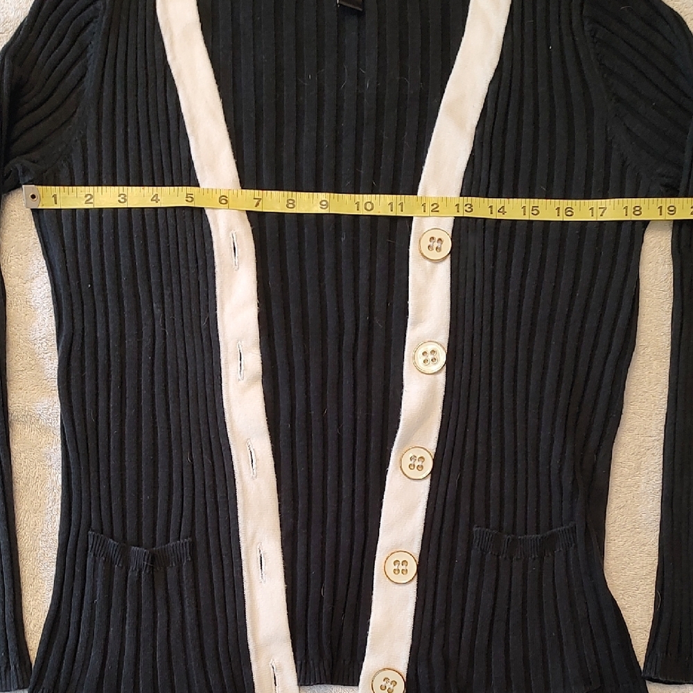 Cable & Gauge Black and White Cardigan Sweater - Picture 3 of 5